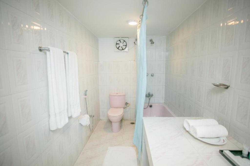 Tropical Daisy Hotel Dhaka Bagian luar foto