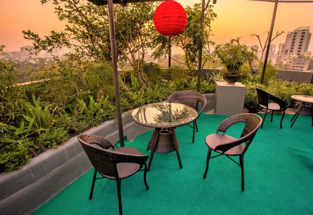 Tropical Daisy Hotel Dhaka Bagian luar foto